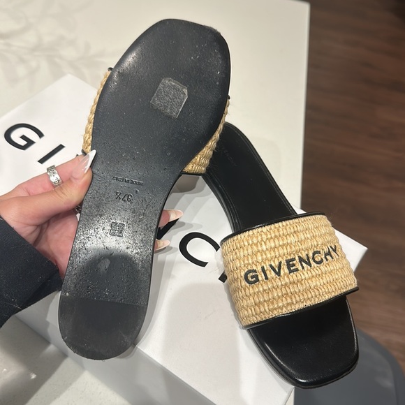 Givenchy Sandals - Picture 2 of 6